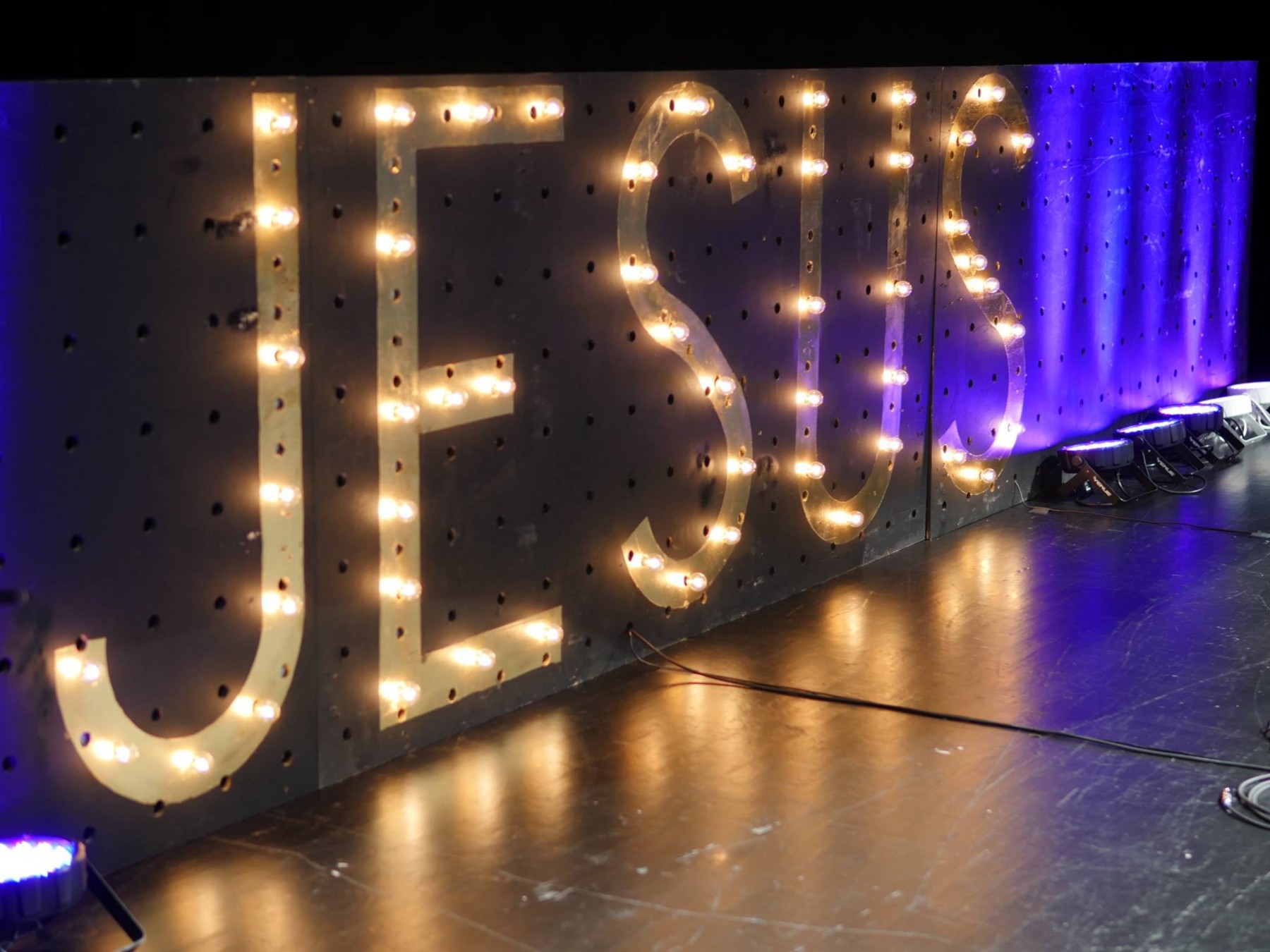 The Christ Centered Life banner